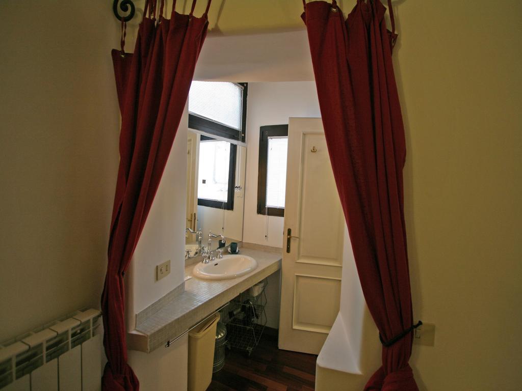 Casa Leopardo - Trastevere Рим Экстерьер фото